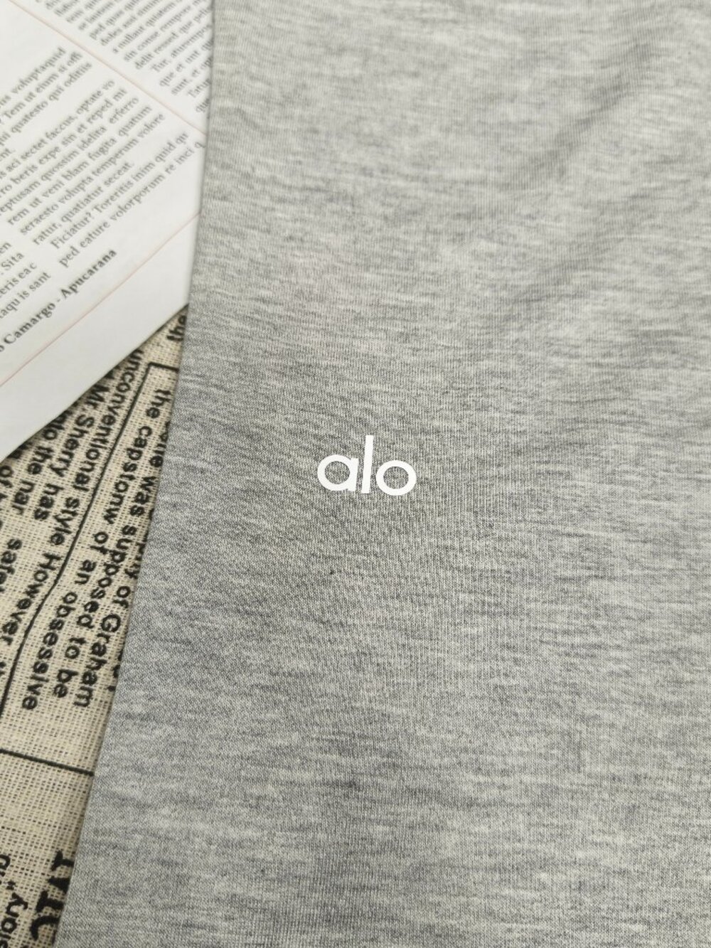 Soft Alo Yoga Sway Bootcut Sweatpant🧘🏻Athletic Heather Grey Cute Clean🔥S-M - Picture 5 of 7